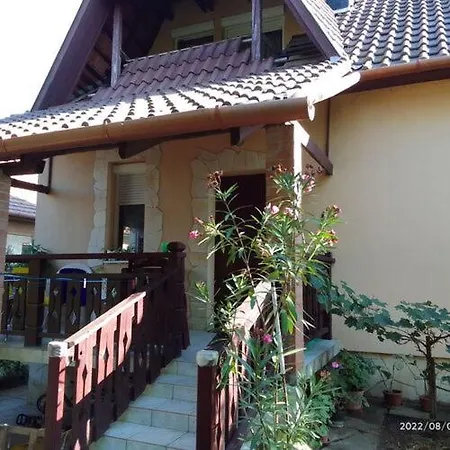 Apartment Istvan Tiszafured