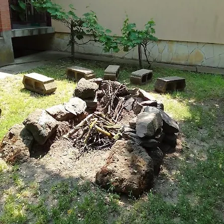 Istvan Apartment Tiszafured